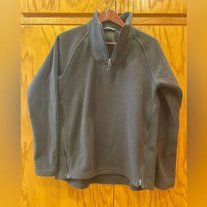 The North Face Women’s Black Quarter-Zip Fleece